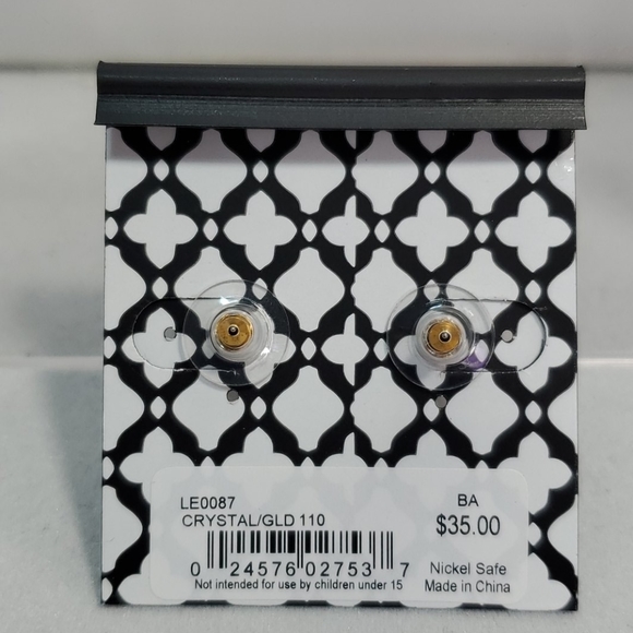 Laundry crystal stud pierced earrings - Picture 3 of 3